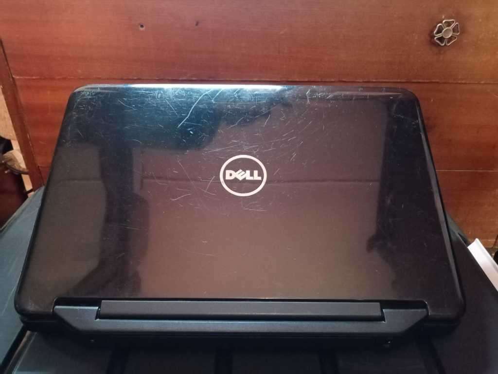 Dell Inspiron N5050 Core i5 CPU/ 4 Gig Ram/ 500 Gig HDD Laptop
