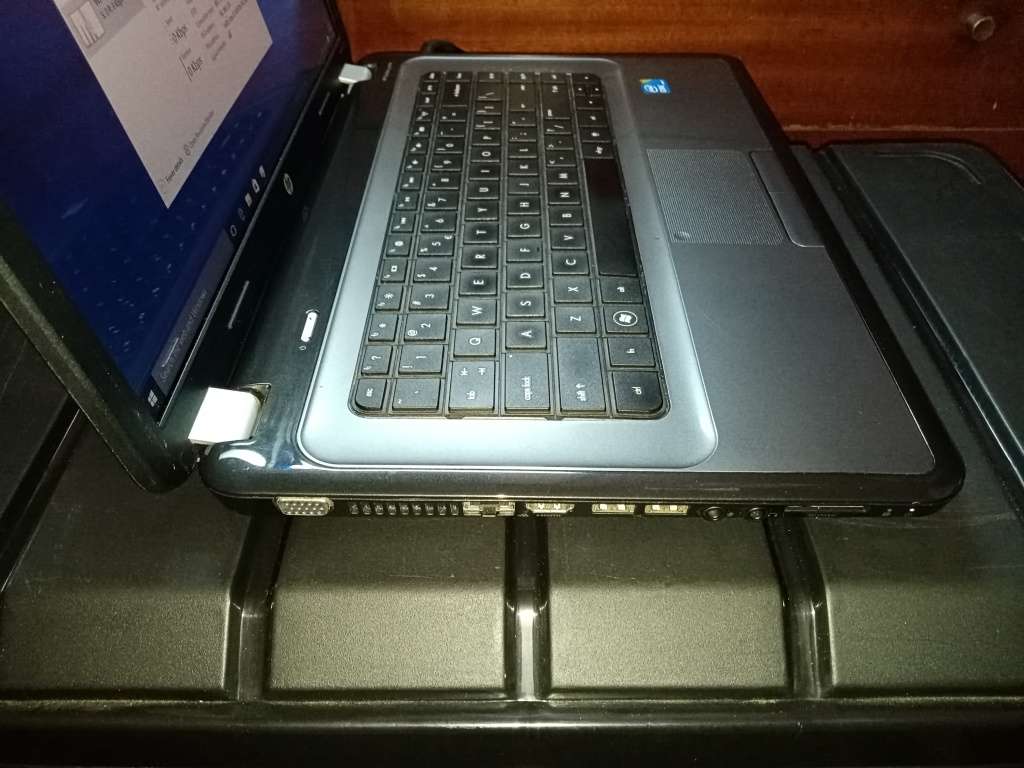 HP Pavilion G6 - i3 CPU/4 Gig Ram/ 500 Gig LAPTOP