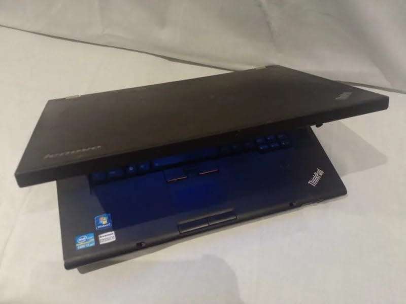 Lenovo ThinkPad T520 i7 CPU/ 6 Gig Ram/ 500 Gig HDD Laptop