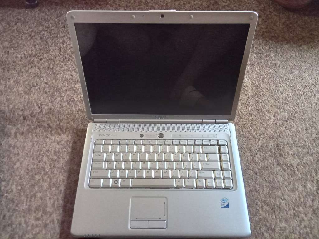 Dell Inspiron 1525 Laptop