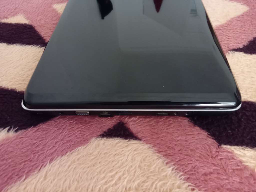 Mint Condition! Samsung RV510 Laptop