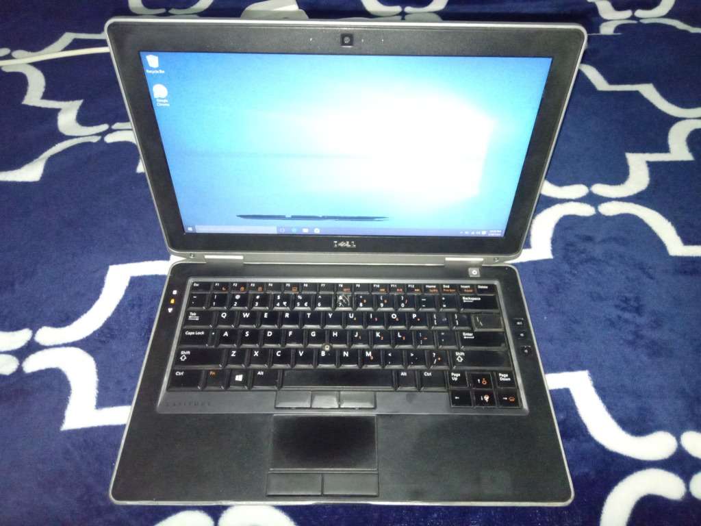 Dell E6330 Laptop Core i5/500 GIG HDD/ 4 GIG RAM LAPTOP