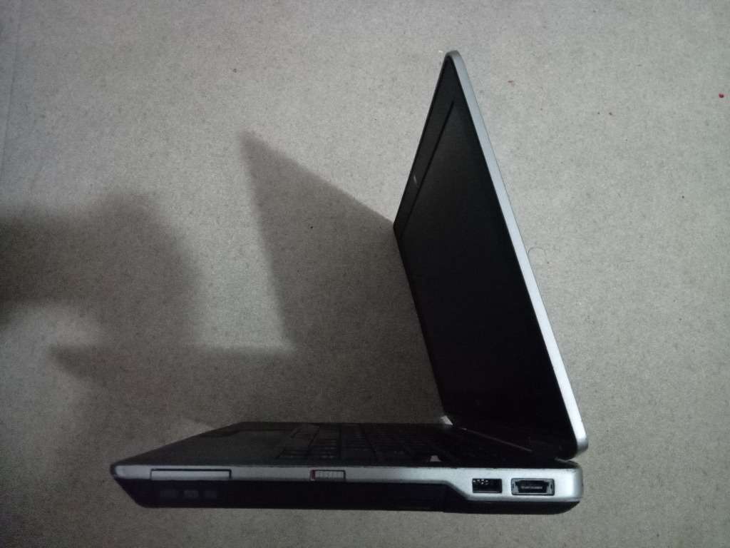 Dell E6330 Laptop Core i5/500 GIG HDD/ 4 GIG RAM LAPTOP
