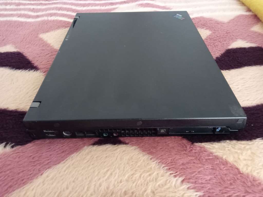 Excellent Condition IBM THINKPAD R52 Laptop
