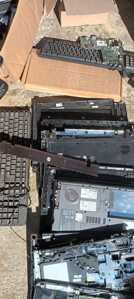 Bult Lot Of Laptop Spares/Scraps and More