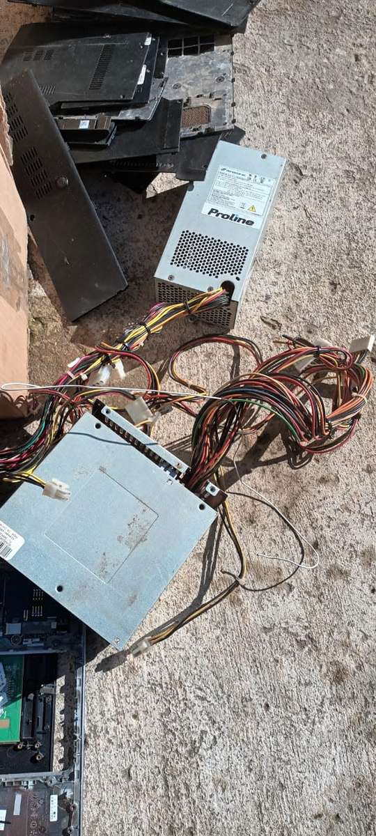 Bult Lot Of Laptop Spares/Scraps and More