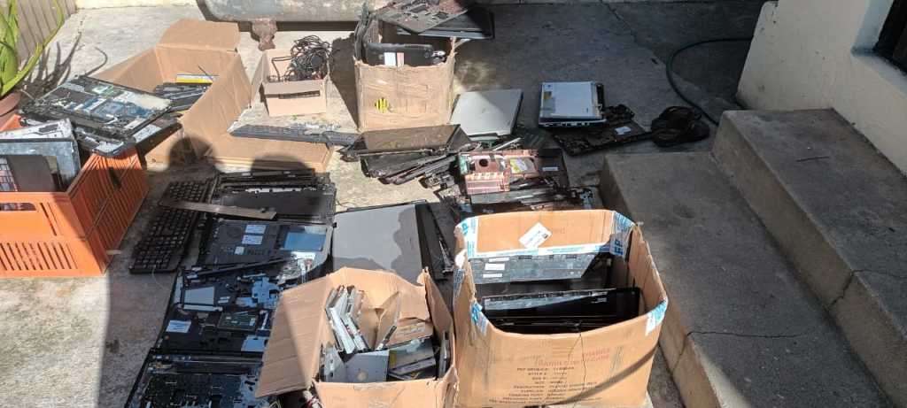 Bult Lot Of Laptop Spares/Scraps and More