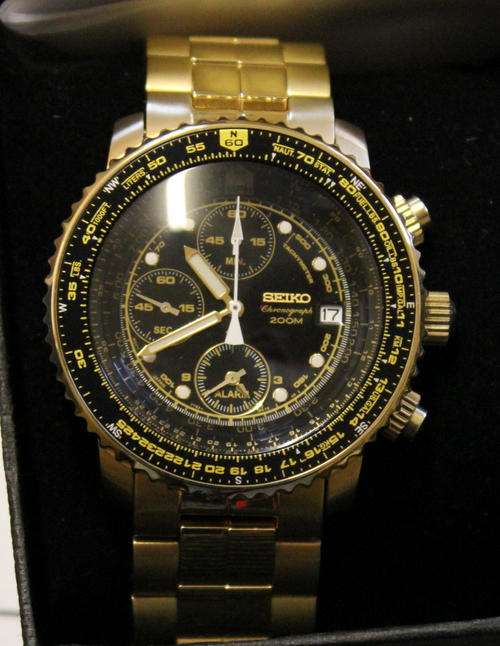SEIKO LUXURY FLIGHT MASTER CHRONO-ALARM SNA414-200M WATER RES
