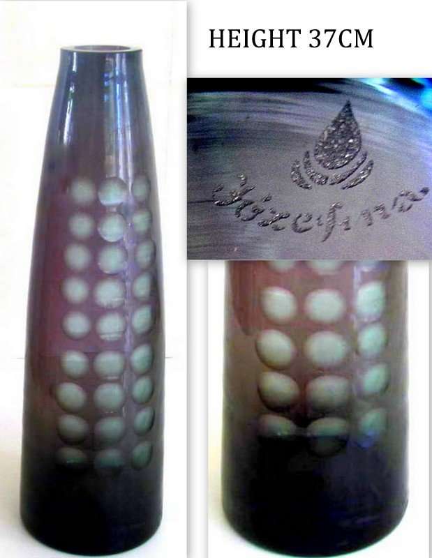 A TALL JOZEFINO HAND BLOWN STUDIO VASE---SIGNED