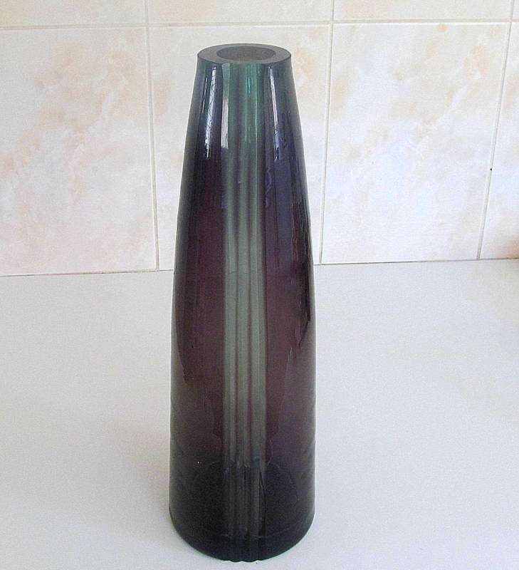A TALL JOZEFINO HAND BLOWN STUDIO VASE---SIGNED