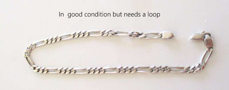 SOLID SILVER VINTAGE JEWELLERY STILL WEARABLE BUT NEEDS ATTENTION