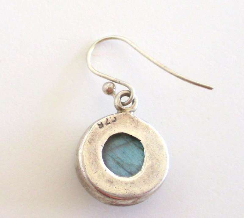 SOLID SILVER VINTAGE JEWELLERY STILL WEARABLE BUT NEEDS ATTENTION