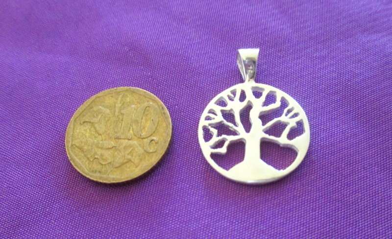 A SMALL TREE OF LIFE PENDANT AND EARRINGS--OPPORTUNITY TO WIN BOTH FOR ONE BID -NEW