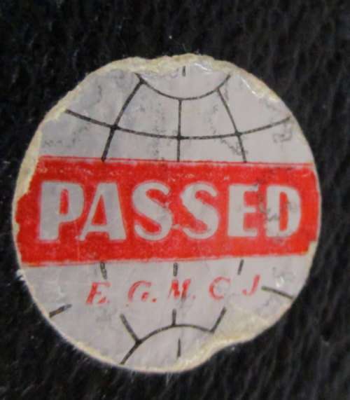 MOTHER OF PEARL OPERA GLASSES IN THE ORIGINAL CASE