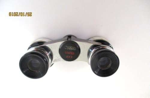 MOTHER OF PEARL OPERA GLASSES IN THE ORIGINAL CASE