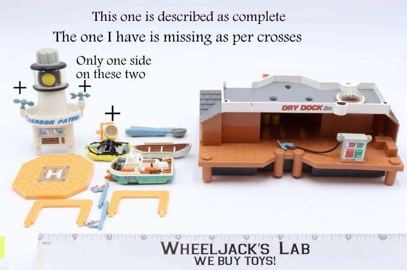 MICRO MACHINES DRY DOCK LIGHTHOUSE HARBOR PATROL 1996 GALOOB PLAYSET