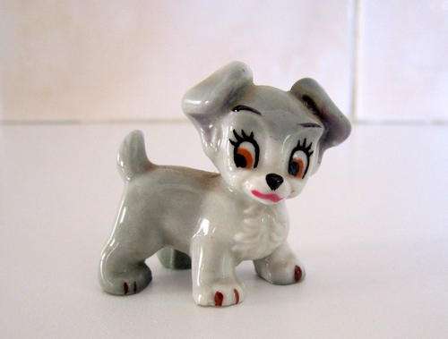 A WADE ORNAMENT "SCAMP" FROM THE DISNEY SERIES.
