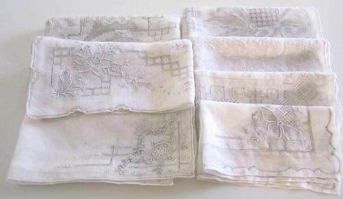 A LOT OF 7 EMBROIDERED COTTON HANDKERCHIEFS