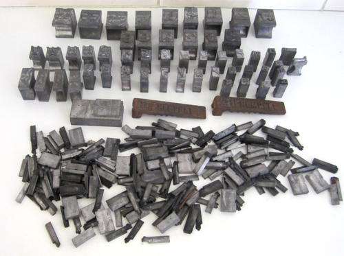 A LOT OF +-100 VINTAGE METAL PRINTERS LETTERING AND SYMBOL WITH OTHER SMALL PRINTERS BITS AND PIECES