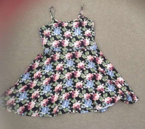 Factorie dress size small