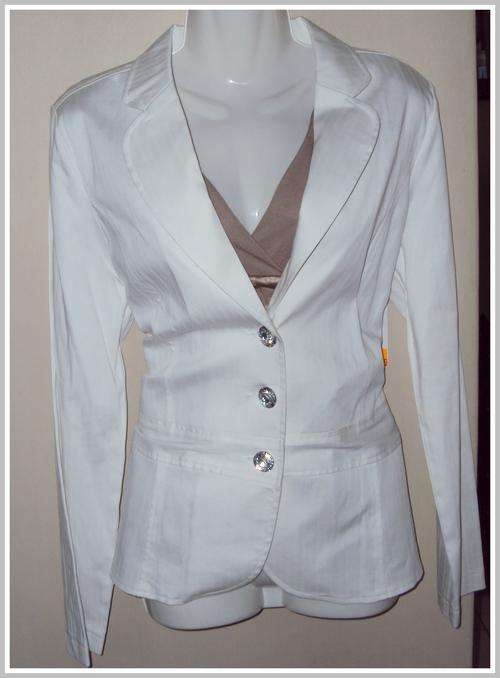 ***CRAZY R1 AUCTION ***WHITE FORMAL JACKET