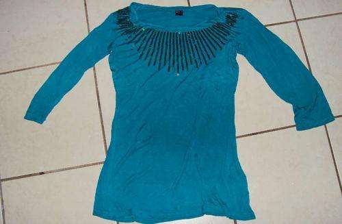 green top - size medium
