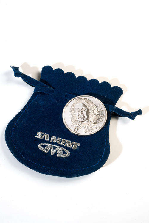 2010 N Gordimer R1 Silver Uncirculated Coin