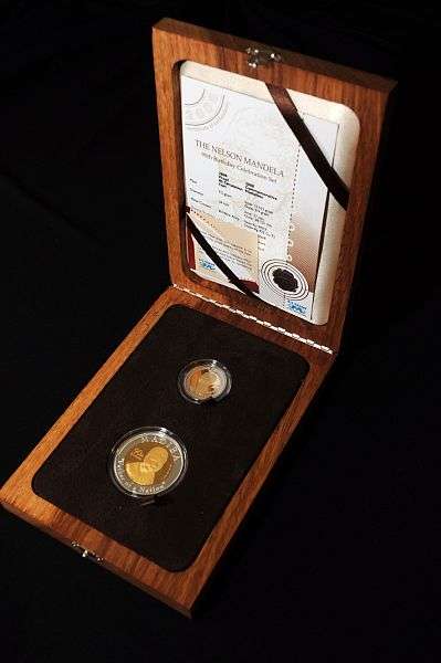 Mandela Bi-Metal Celebration Set (Birthday Set)