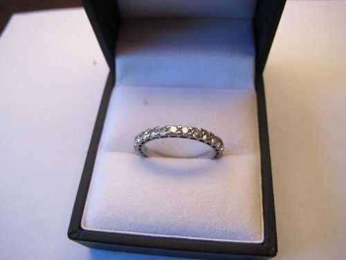 PLATINUM ETERNITY RING SET WITH 27 DIAMONDS