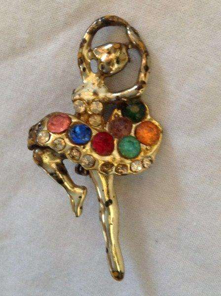 Rhinestone ballerina brooch - vintage - R1 NR
