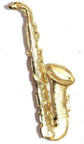 STYLISH SAXOPHONE BROOCH - GOLDTONE - JAZZ