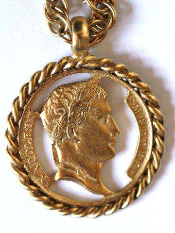 VINTAGE " NAPOLEON " PENDANT ON CHAIN - CHUNKY
