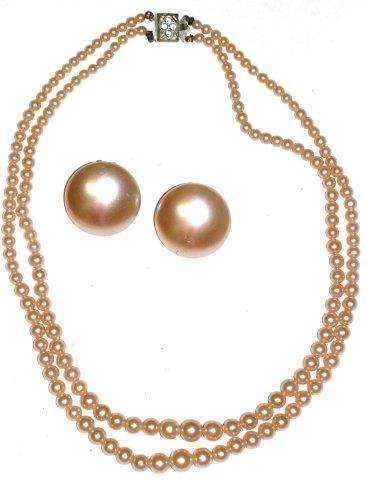 VINTAGE FAUX PEARL NECKLACE / EARRINGS SET - APRICOT