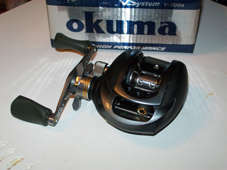 Okuma V-system 200A baitcaster reel