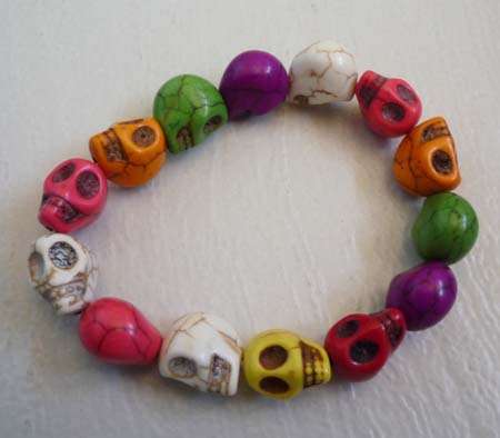 PRETTY COLOURFUL SKULL BRACELET!!