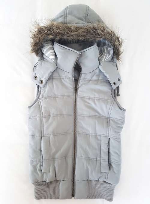 SLEEVELESS PUFFER JACKET!