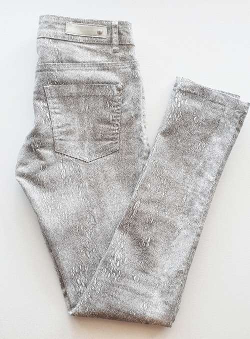 TRENDY GREY PRINT PANTS!