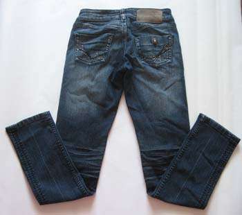 FAB SKINNY JEANS WITH BLING ON BACK!!