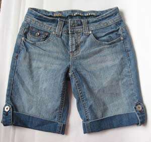 FUNKY LIGHT-BLUE DENIM SHORTS!!