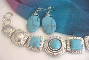 LOVELY TURQUOISE BRACELET AND EARRINGS SET!!