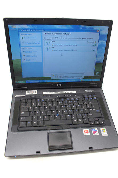 HP Compaq Laptop Pentium M 2ghz / Genuine Windows XP Pro Key (5 Up for Grabs!!!)