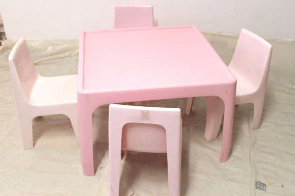 Childrens Pink Table and Four Chairs