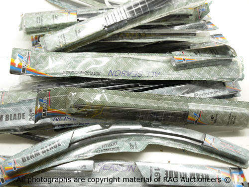 Wiper Blades ** MASSIVE JOB LOT **