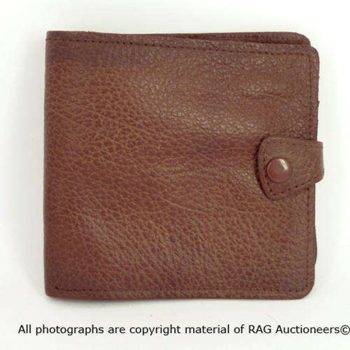 **R200** Genuine Leather Men's Wallet (BROWN)