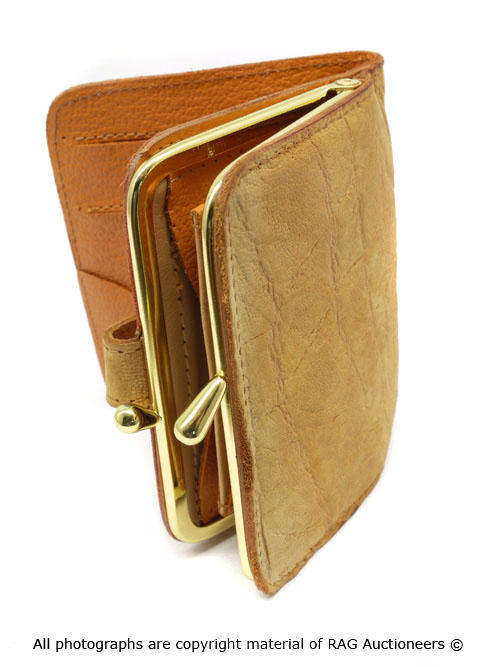 Ladies Bison Leather Purse