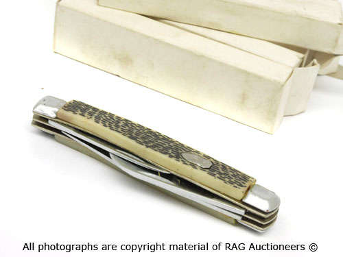 Soiled Ivory Look Knives X 6