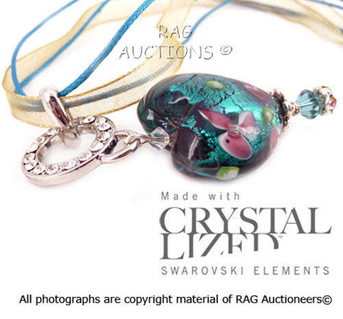 **LAUREN MICHELLE Collection** Murano Flower Heart Pendant Necklace