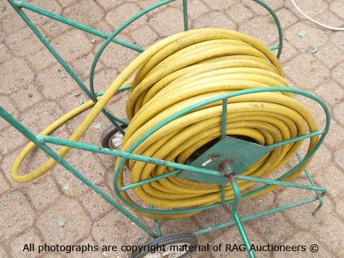 Hosepipe on Trolley Reel