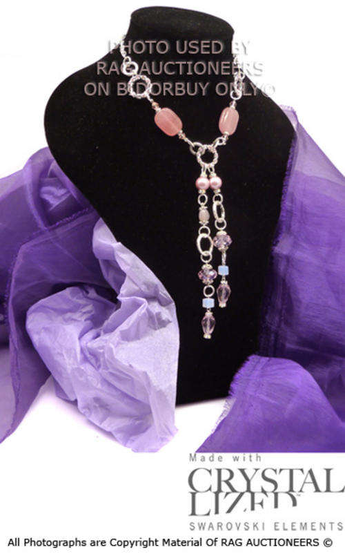 !!!Buy This Stunning Swarovski Necklace Worth R830 & Get a Free Swarovski Bracelet Worth R360!!!