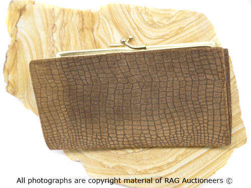 Vintage 1980s Leather Purse (Exhumed from 1980s Warehouse)